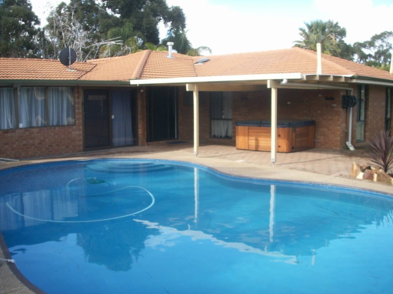 6 Squatter Court, Edgewater WA 6027