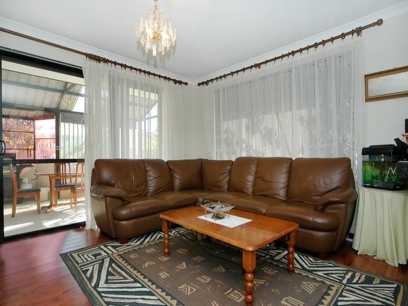 130 Culloton Crescent, Balga WA 6061