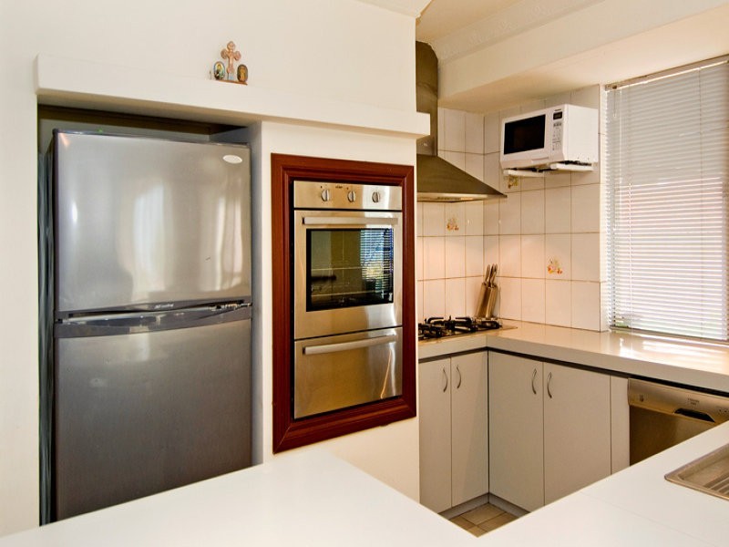 5 Halwest Way, Alexander Heights WA 6064