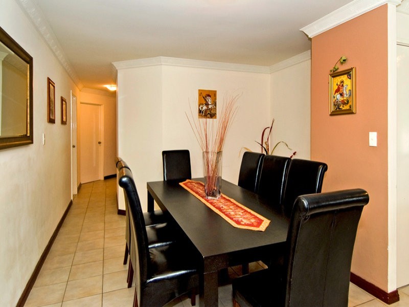 5 Halwest Way, Alexander Heights WA 6064