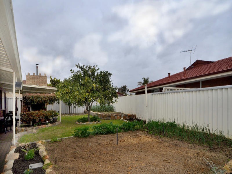 2 Rowe Court, Westminster WA 6061