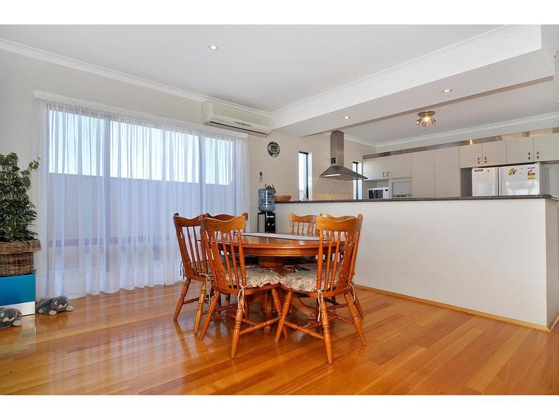 21 Bologna Vista, Landsdale WA 6065