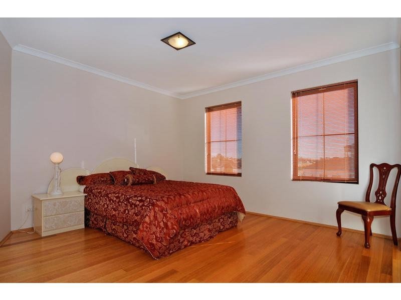 21 Bologna Vista, Landsdale WA 6065