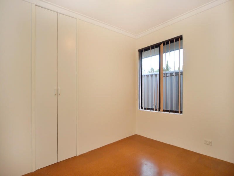 14 Dampier Loop, Mirrabooka WA 6061