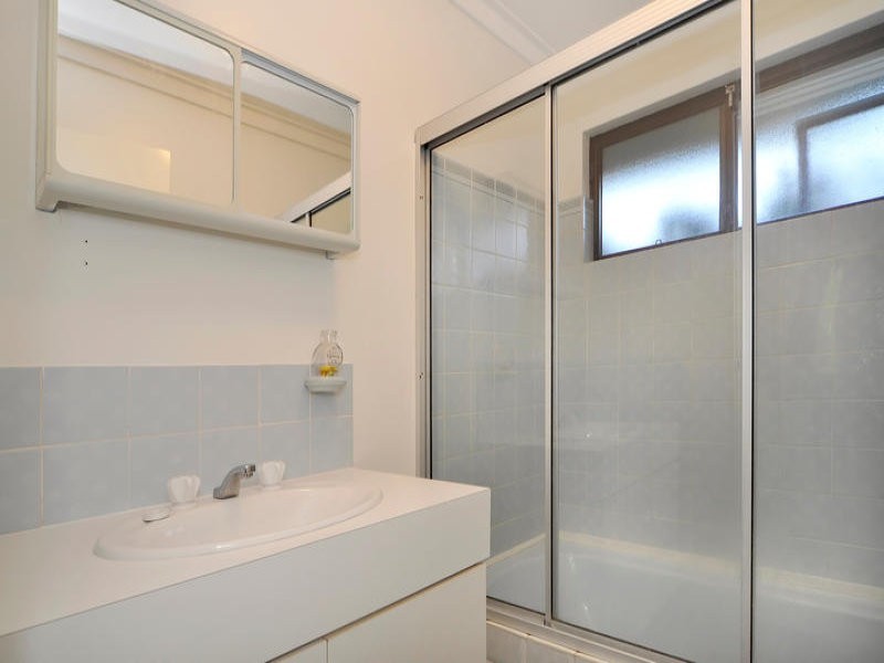 14 Dampier Loop, Mirrabooka WA 6061