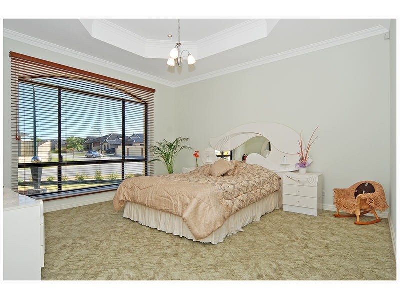 36 Fairland Loop, Madeley WA 6065