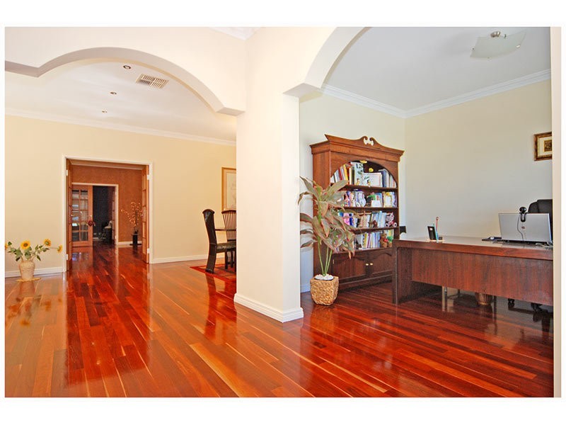 36 Fairland Loop, Madeley WA 6065