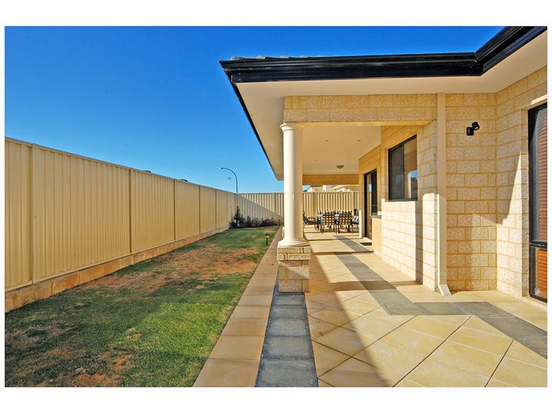 36 Fairland Loop, Madeley WA 6065