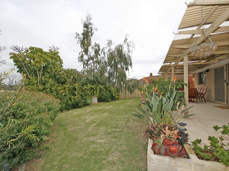 41 Dampier Loop, Mirrabooka WA 6061