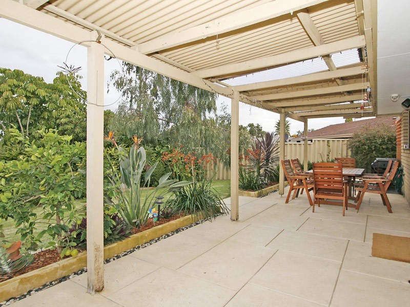 41 Dampier Loop, Mirrabooka WA 6061