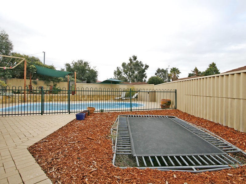 41 Dampier Loop, Mirrabooka WA 6061