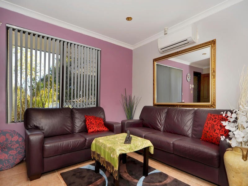 3 Duval Court, Marangaroo WA 6064