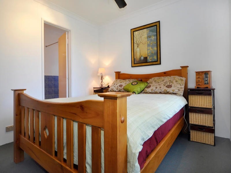 3 Duval Court, Marangaroo WA 6064