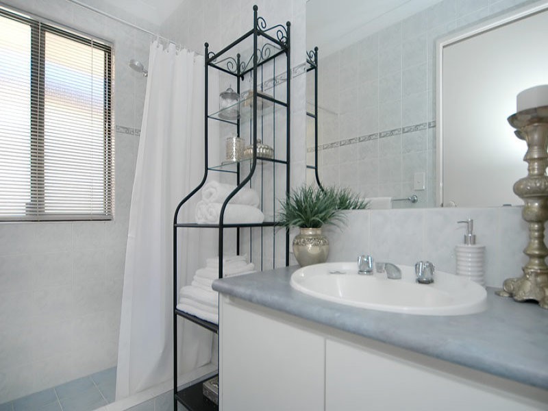 120 Elliot Road, Hocking WA 6065