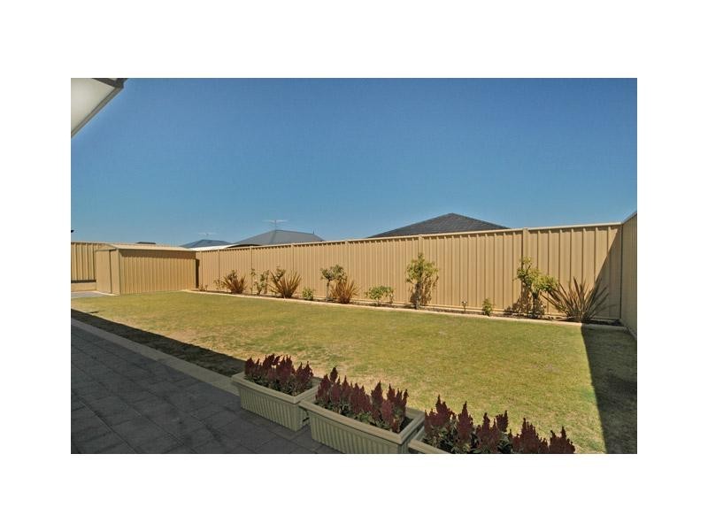 120 Elliot Road, Hocking WA 6065