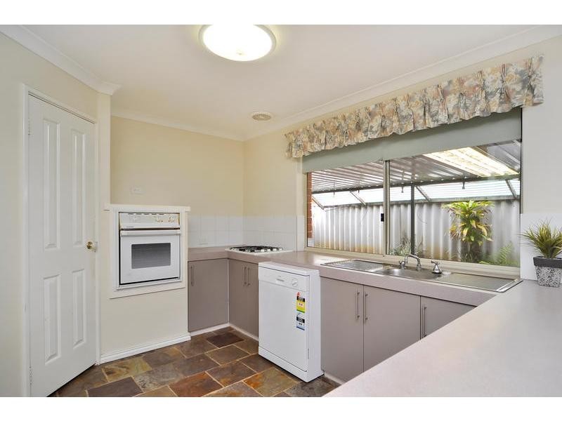 10 Yerilla Glen, Ballajura WA 6066