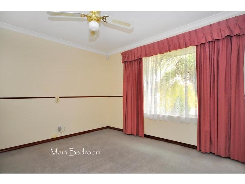 10 Yerilla Glen, Ballajura WA 6066