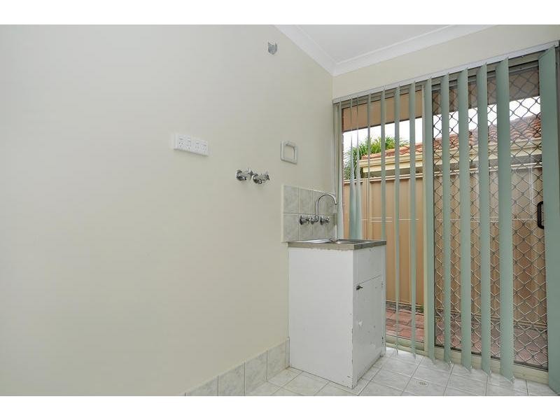 10 Yerilla Glen, Ballajura WA 6066