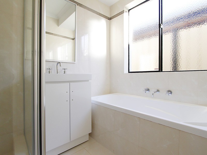 2/2 Bologna Vista, Landsdale WA 6065