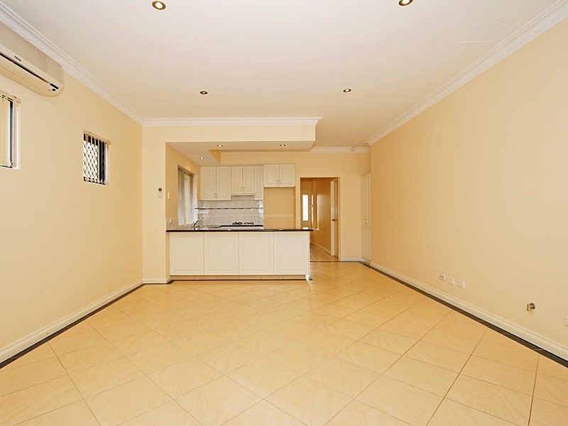 3/15 Sutherland Street, Westminster WA 6061