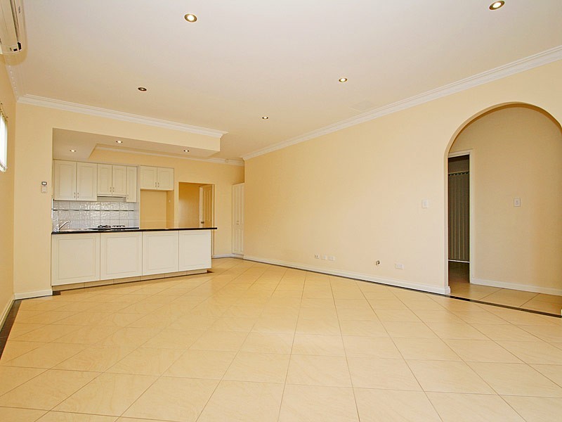 3/15 Sutherland Street, Westminster WA 6061