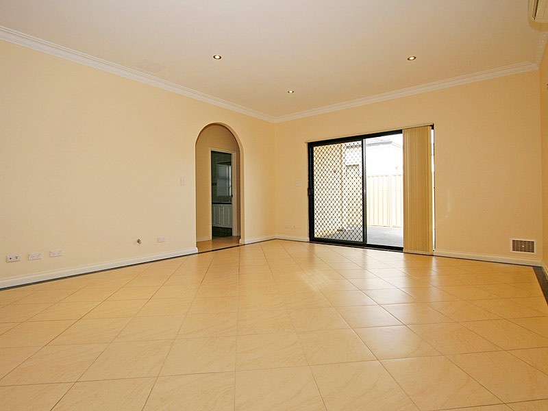 3/15 Sutherland Street, Westminster WA 6061