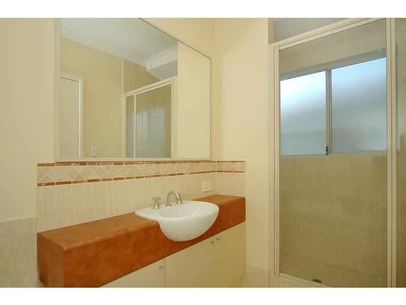 11 Bryanston Pass, Madeley WA 6065