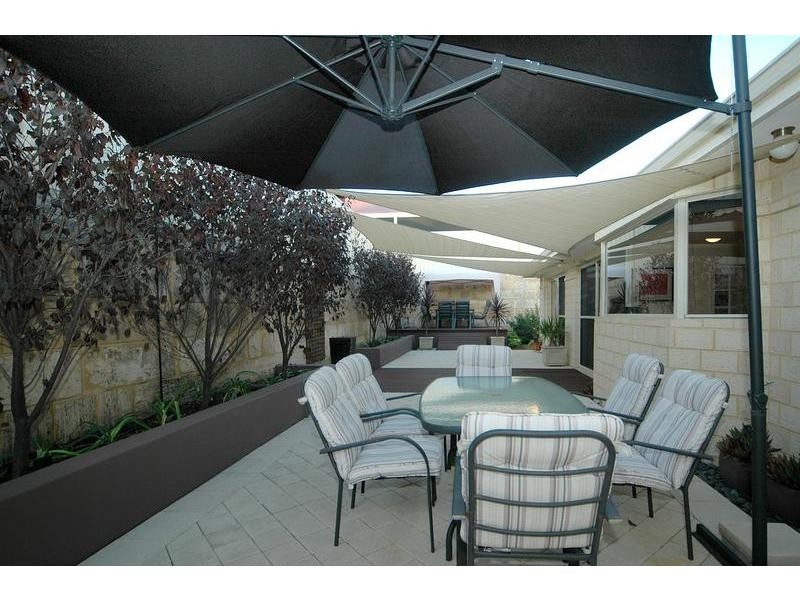 11 Bryanston Pass, Madeley WA 6065