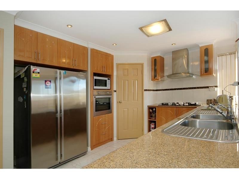 7 Lairbeck Street, Darch WA 6065