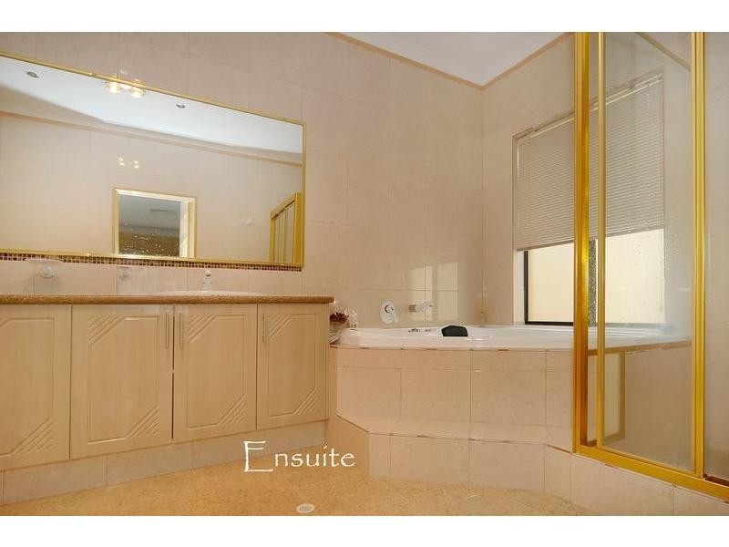 7 Lairbeck Street, Darch WA 6065