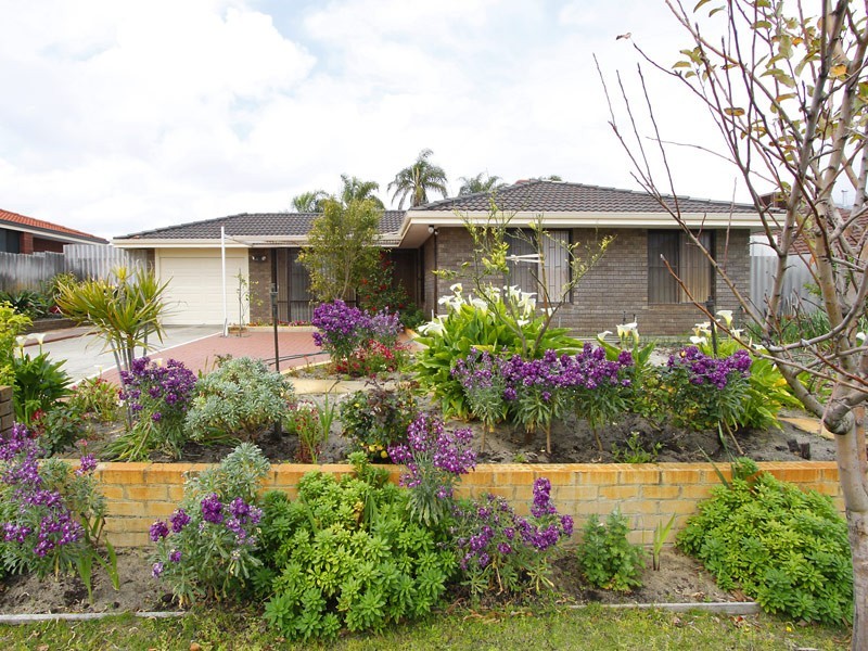 23 Milstead Way, Marangaroo WA 6064