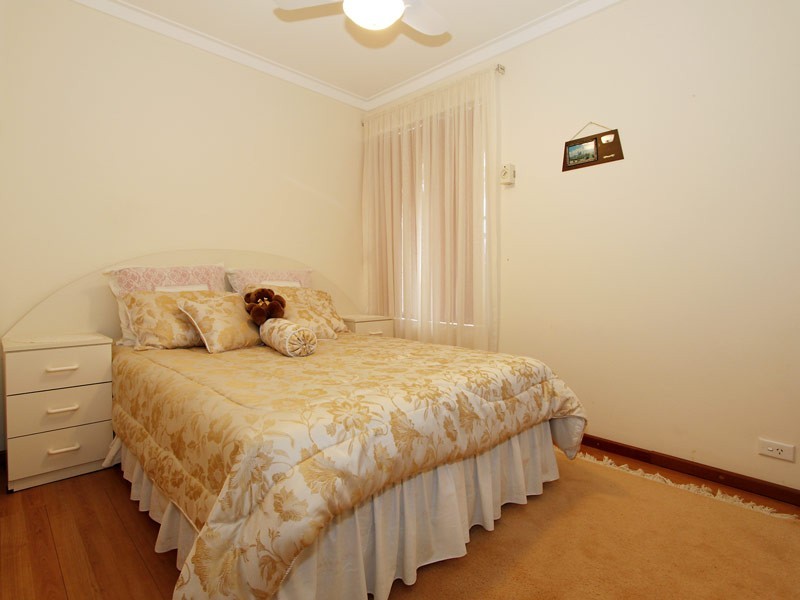 23 Milstead Way, Marangaroo WA 6064