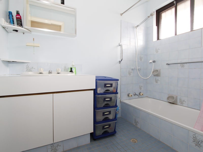 23 Milstead Way, Marangaroo WA 6064