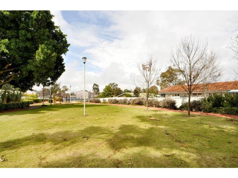 C/17 Hatfield Way, Girrawheen WA 6064