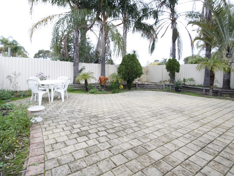 9/13 Bray Place, Beechboro WA 6063