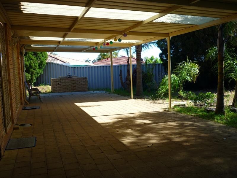 9 Beeston Crescent, Marangaroo WA 6064