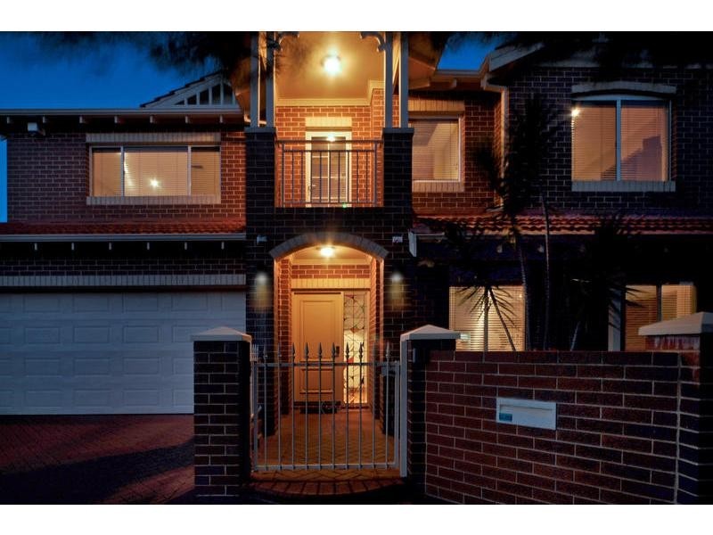 118 Sixth Avenue, Inglewood WA 6052