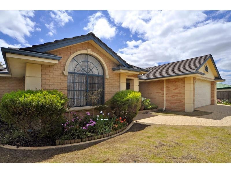 26 Trigger Plant Avenue, Ellenbrook WA 6069