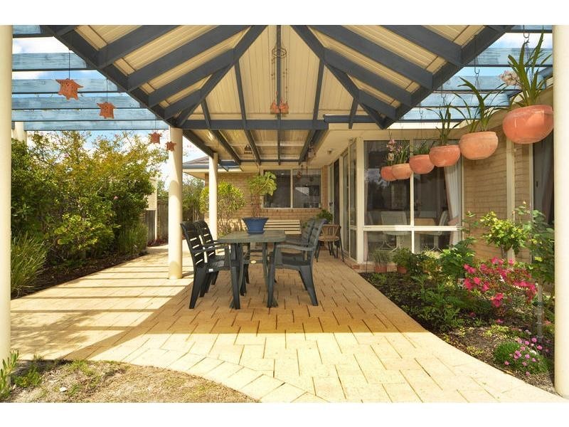 26 Trigger Plant Avenue, Ellenbrook WA 6069