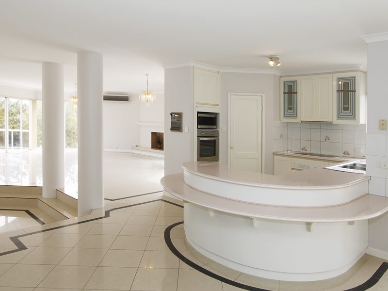 289 Summerlakes Parade, Ballajura WA 6066