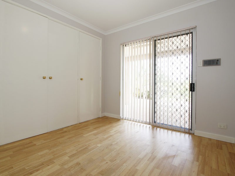 289 Summerlakes Parade, Ballajura WA 6066