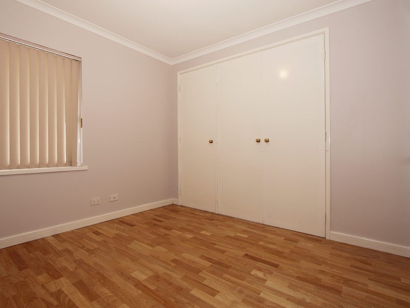 289 Summerlakes Parade, Ballajura WA 6066