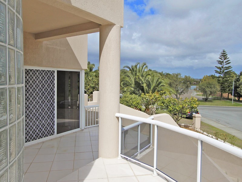 289 Summerlakes Parade, Ballajura WA 6066