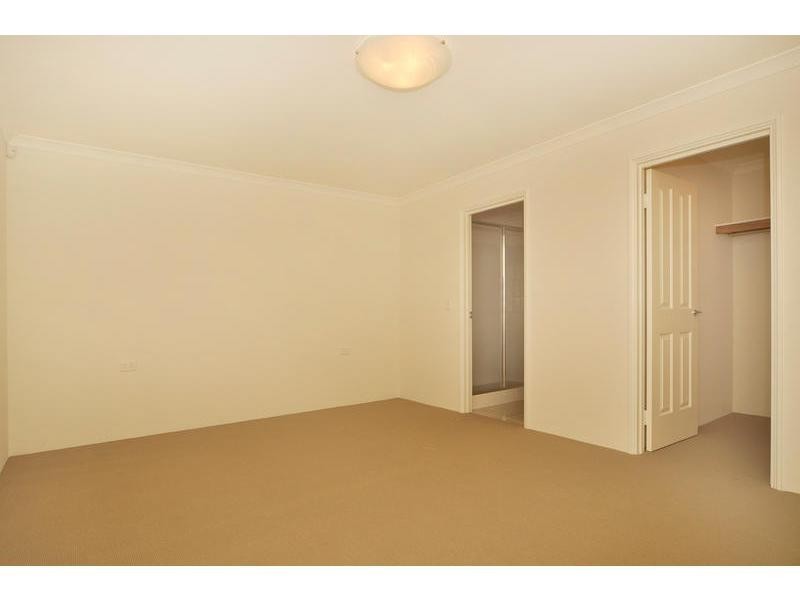 14 Dulegal Way, Aveley WA 6069