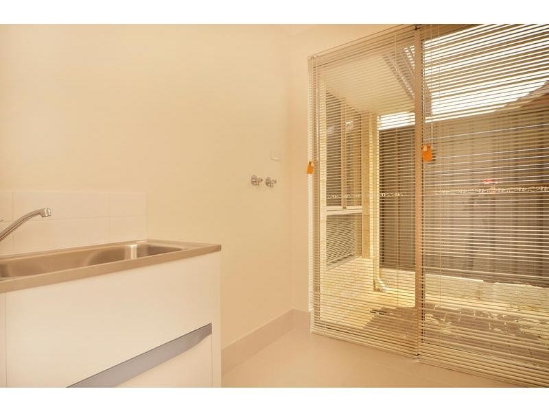 14 Dulegal Way, Aveley WA 6069