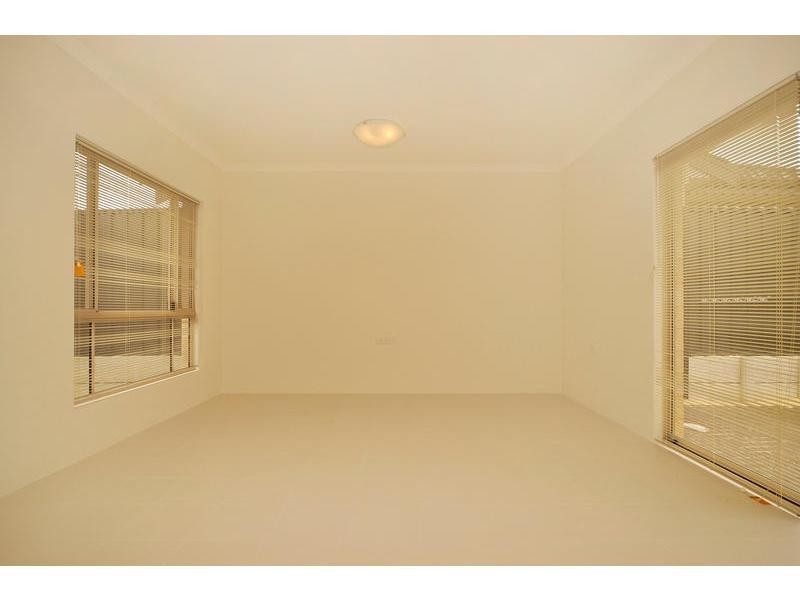 14 Dulegal Way, Aveley WA 6069