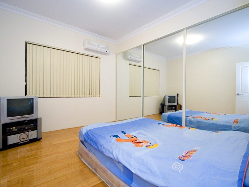 5 Hersey Parkway, Landsdale WA 6065