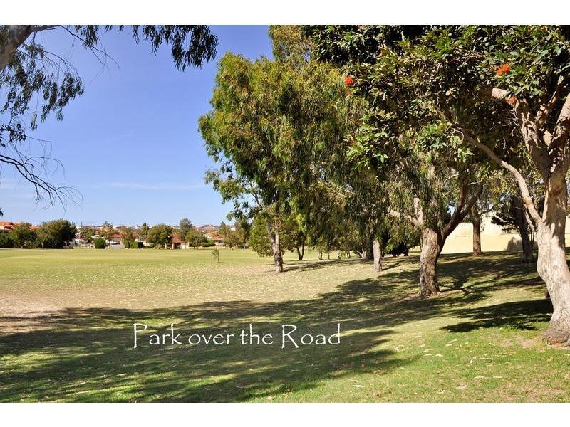 105 Coldstream Circuit, Merriwa WA 6030