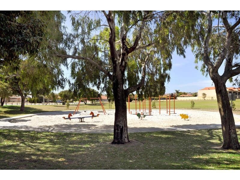 105 Coldstream Circuit, Merriwa WA 6030