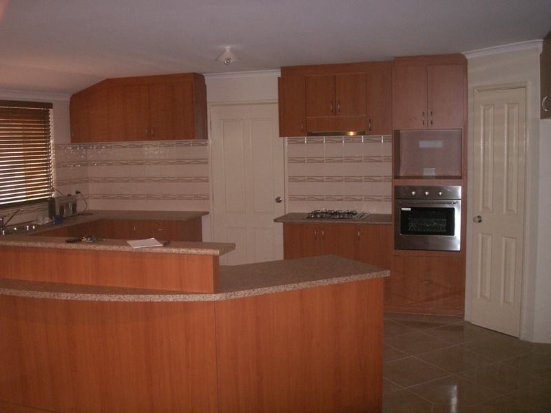 103 Hellfire Pass, Darch WA 6065